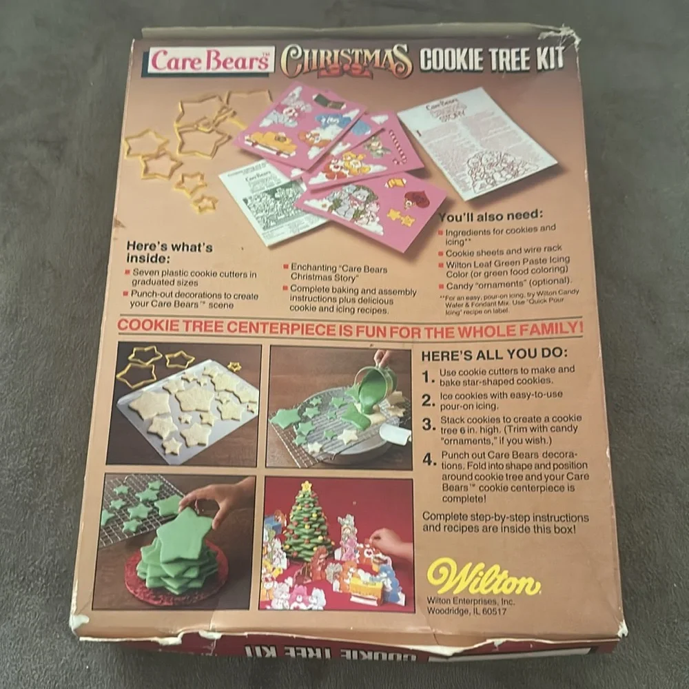 Wilton *VINTAGE* *SEALED* Care Bears Christmas Cookie Tree Kit